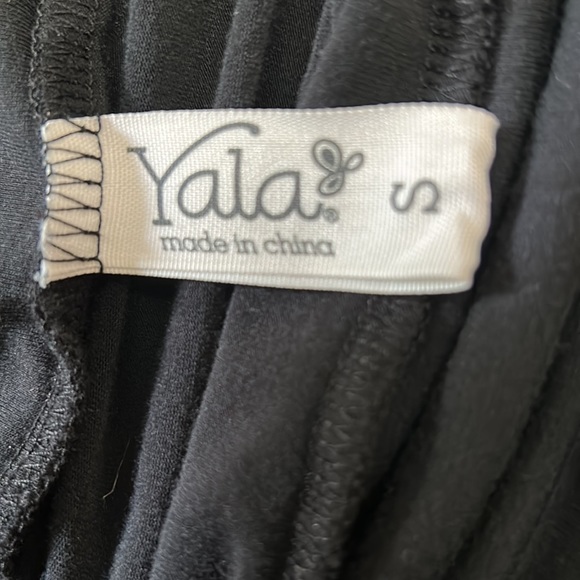 Spandex black skirt - Picture 2 of 4